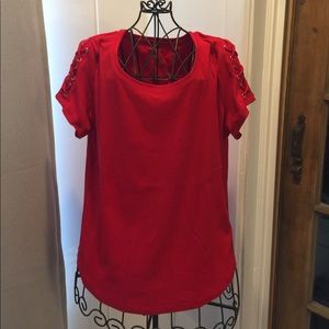 Red Short Sleeve T-shirt